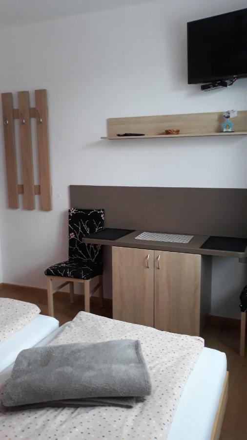 Privat Jozef Apartment Vrbov Bagian luar foto