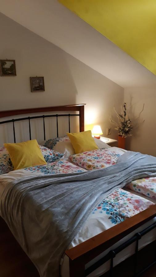 Privat Jozef Apartment Vrbov Bagian luar foto
