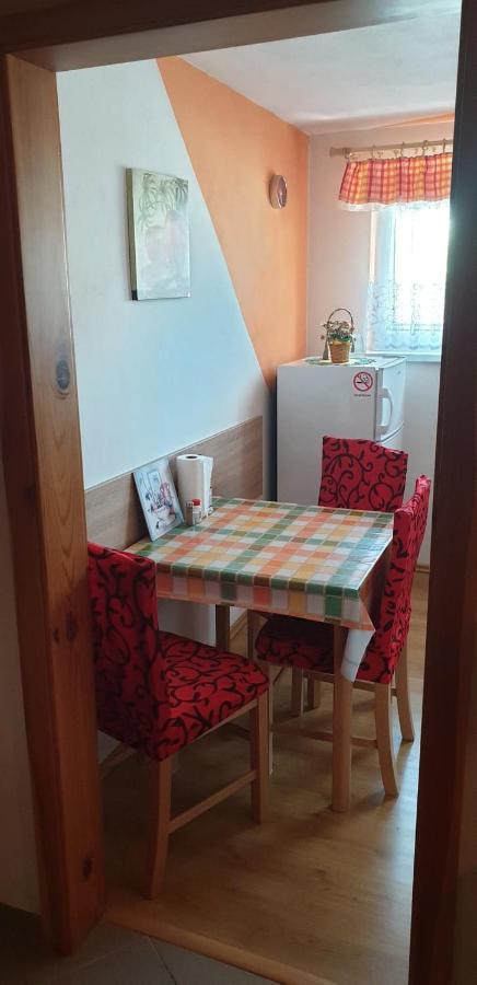 Privat Jozef Apartment Vrbov Bagian luar foto