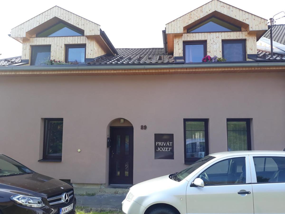 Privat Jozef Apartment Vrbov Bagian luar foto