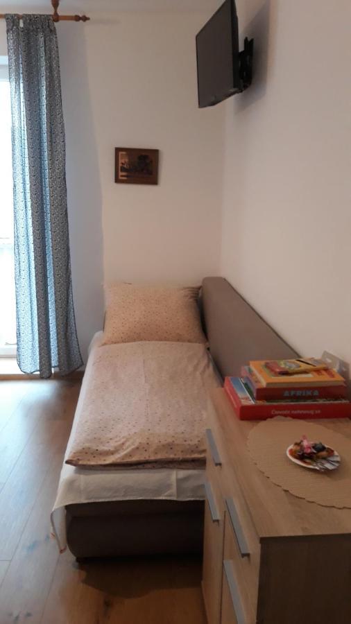Privat Jozef Apartment Vrbov Bagian luar foto